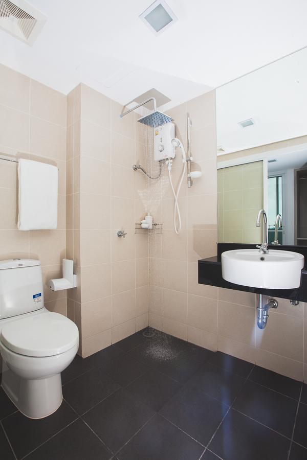 The Wide Condotel - Phuket Quarto foto